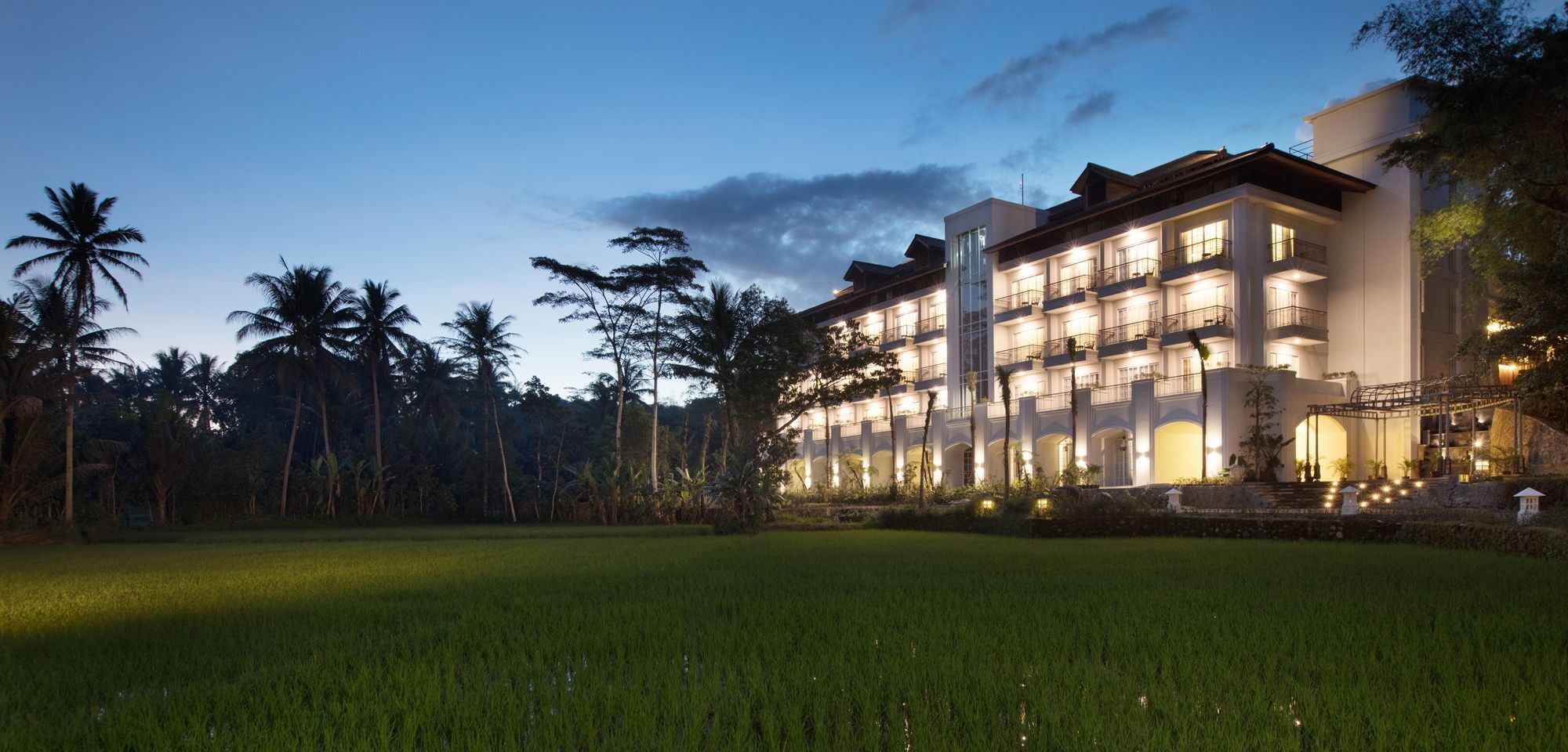 โรงแรมพลาตารัน เฮอริเทจ โบโรบูดูร์ มาเกอลัง ภายนอก รูปภาพ